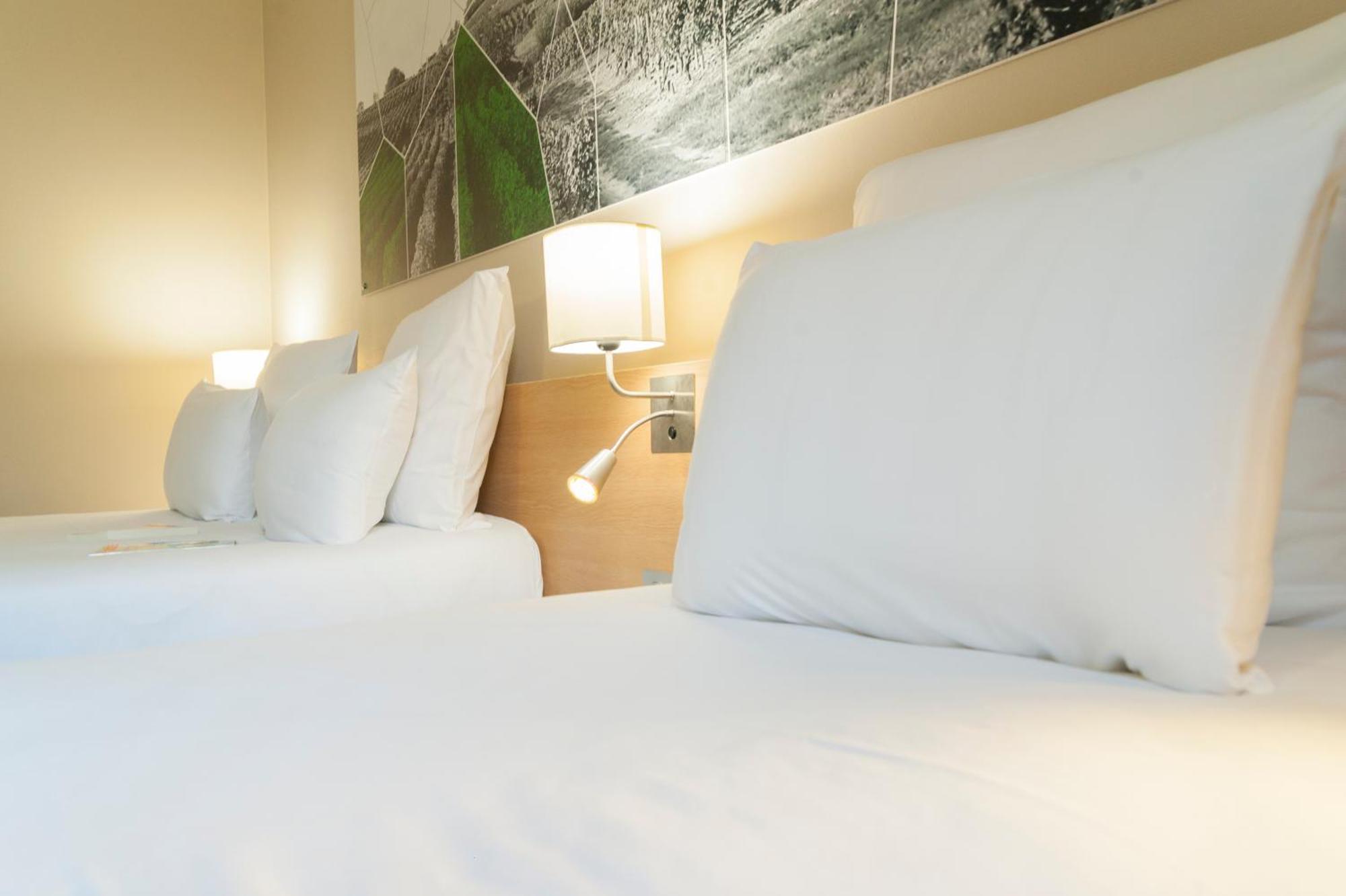 Brit Hotel Macon Centre Gare المظهر الخارجي الصورة
