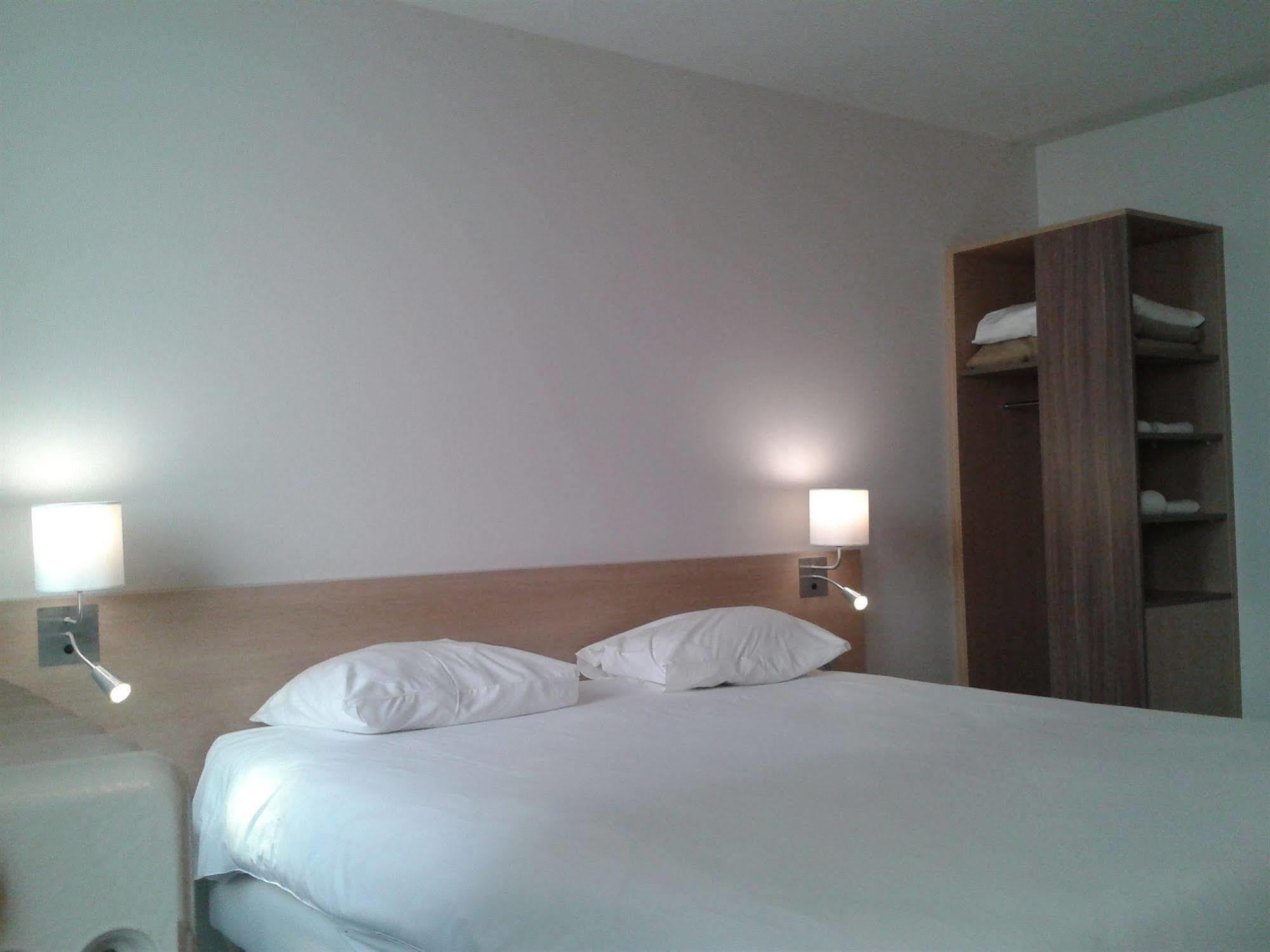 Brit Hotel Macon Centre Gare المظهر الخارجي الصورة
